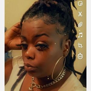 Meet your Posher, Britney